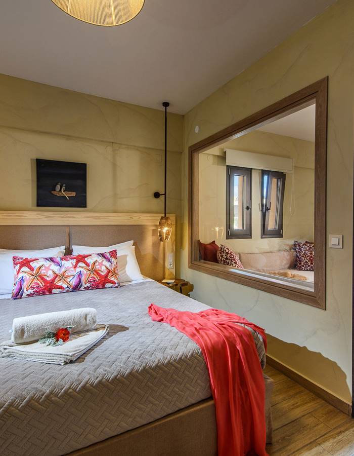 Luxury One Bedroom Suite Inland View