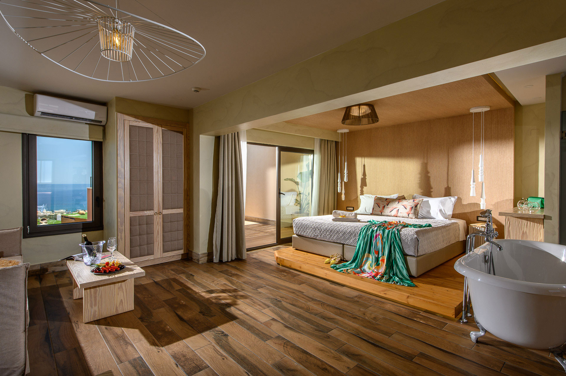 Elite Suite Sea View Outdoor Jacuzzi